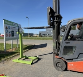 rallonges-de-fourches-ouvertes-et-station-stockage