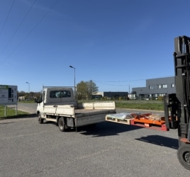 rallonges-de-fourches-ouvertes-et-station-stockage